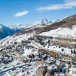 Wolf & Deer Ski-in Ski-out 250m - Happy *