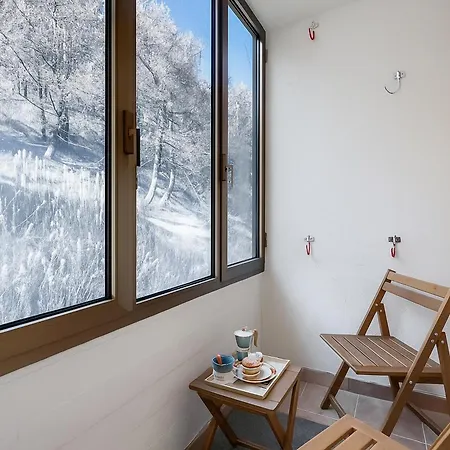 Wolf & Deer Ski-in Ski-out 250m - Happy