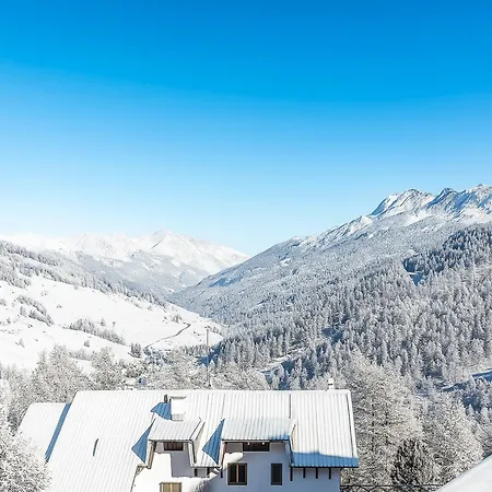 Wolf & Deer Ski-in Ski-out 250m - Happy Apartment