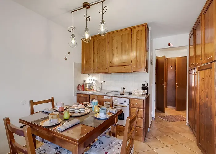 Wolf & Deer Ski-in Ski-out 250m - Happy Apartman *